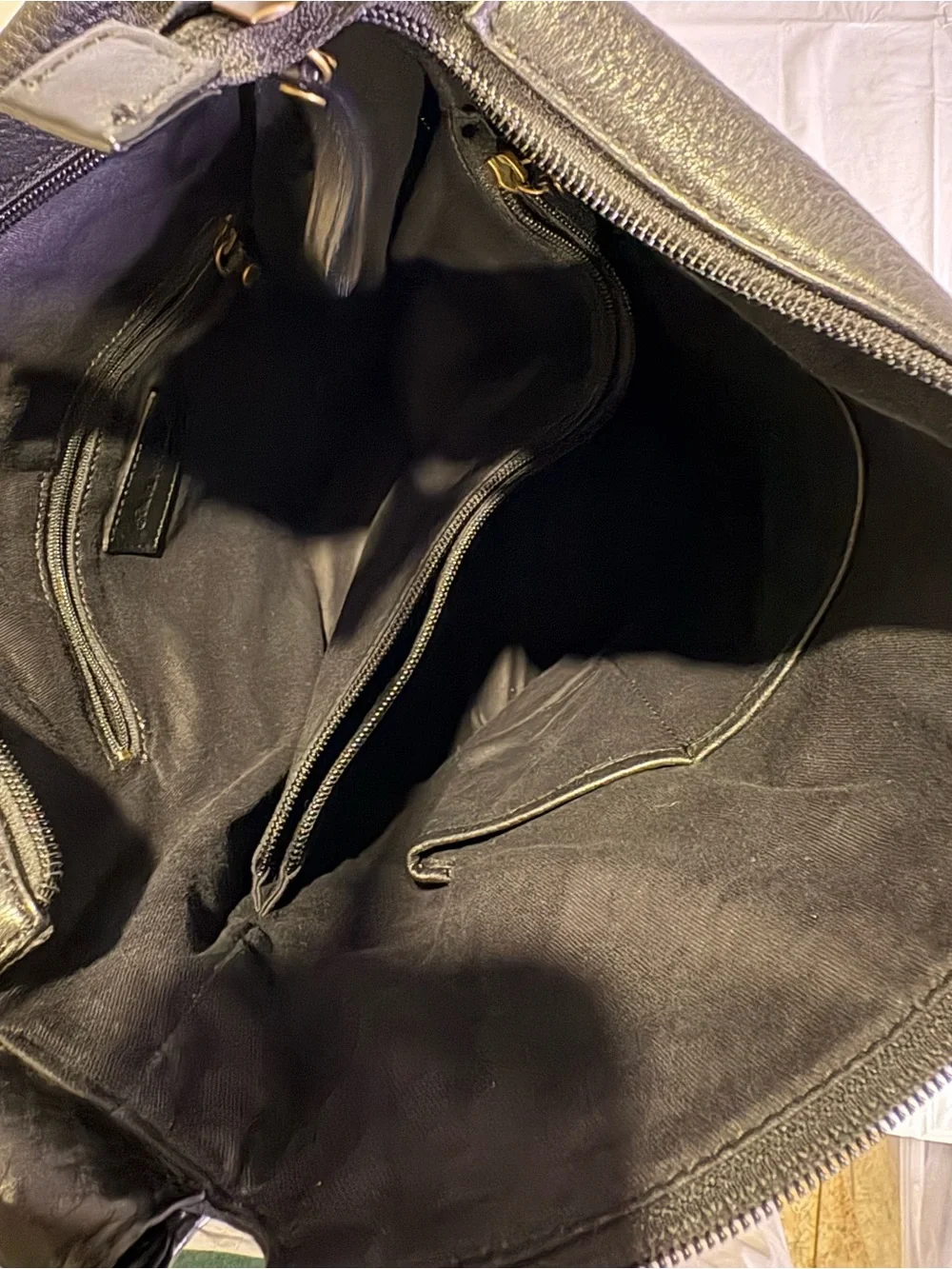 Eddie Bauer Black Pebbled Leather Hobo Bag, Super Soft in Great Condition.